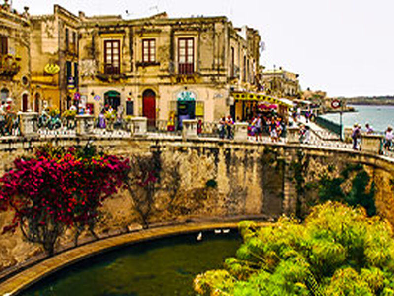 ELEGANT SİCİLYA Türk Hava Yolları ile 4 Gece