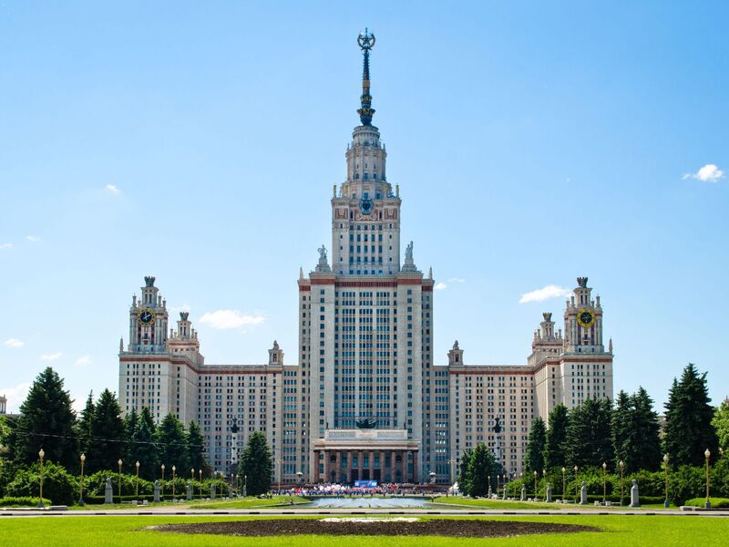 KRAL & KRALİÇE: ST. PETERSBURG & MOSKOVA PC 2026 (LED-VKO)