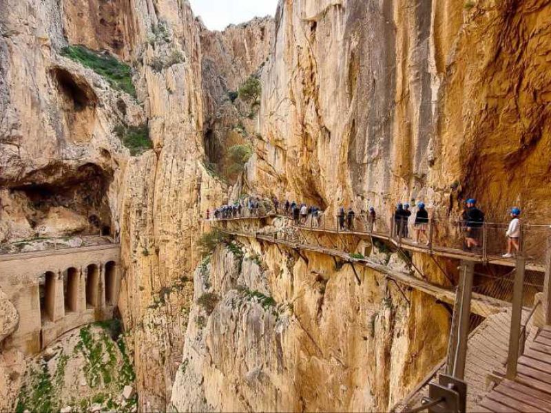 ANKARA’DAN MEGA PORTEKİZ & ENDÜLÜS & İSPANYA Pegasus Havayolları ile 10 gece