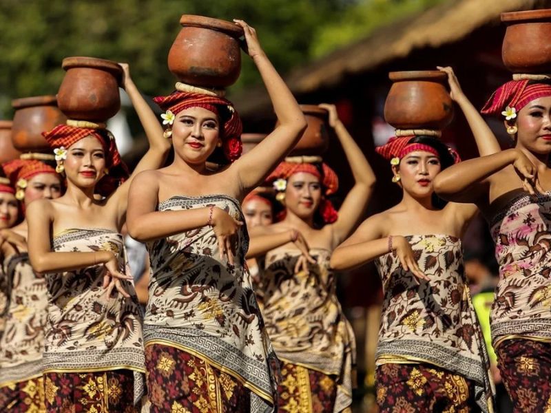 BALİ & KUALA LUMPUR & SİNGAPUR TURU Türk Hava Yolları ile 8 gece