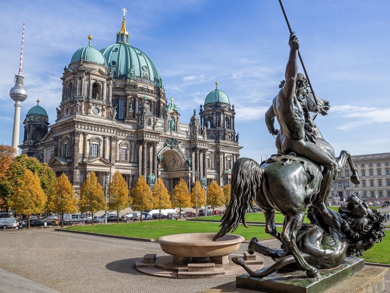 Berlin - Prag 4 Gece 5 Gün - İzmir den SunExpress ile