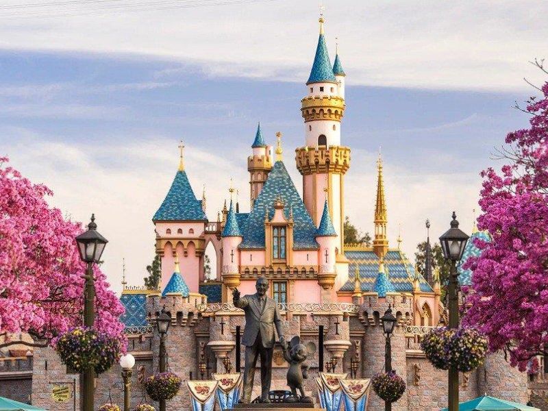 Süper Promo Yılbaşı Özel Paris & Disneyland & Brüksel Turu Eğlence Rotası
