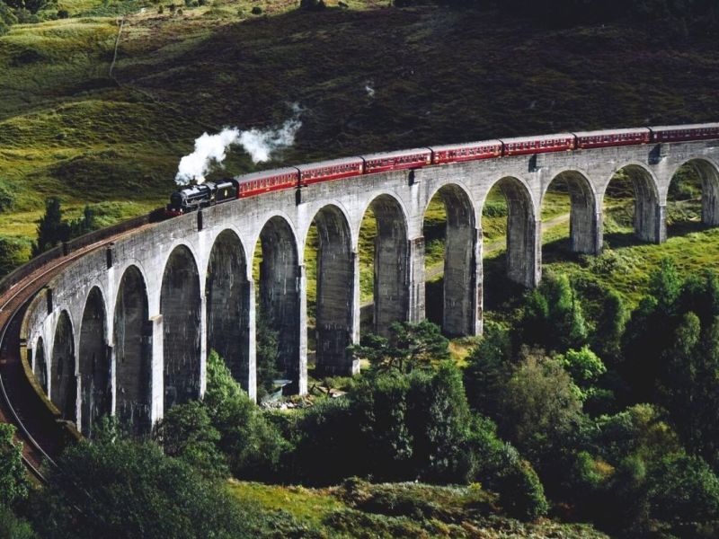 İNGİLTERE VE İSKOÇYA İKONLARI TURU Türk Hava Yolları ile 5 gece-28 Ekim