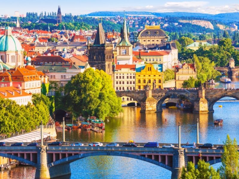 İzmir'den Direkt Sefer İle Yılbaşı Özel Prag & Berlin Turu Noel Pazarları Rotası