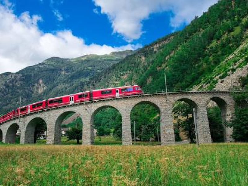 BERNİNA EXPRESS İLE  BİR AVRUPA MASALI TURU TÜRK HAVA YOLLARI İLE 6 GECE