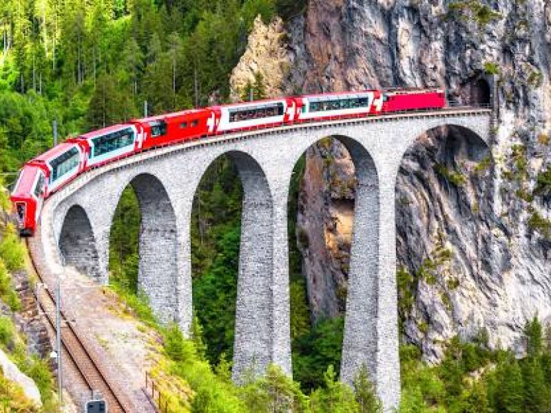 BERNİNA EXPRESS İLE  BİR AVRUPA MASALI TURU TÜRK HAVA YOLLARI İLE 7 GECE