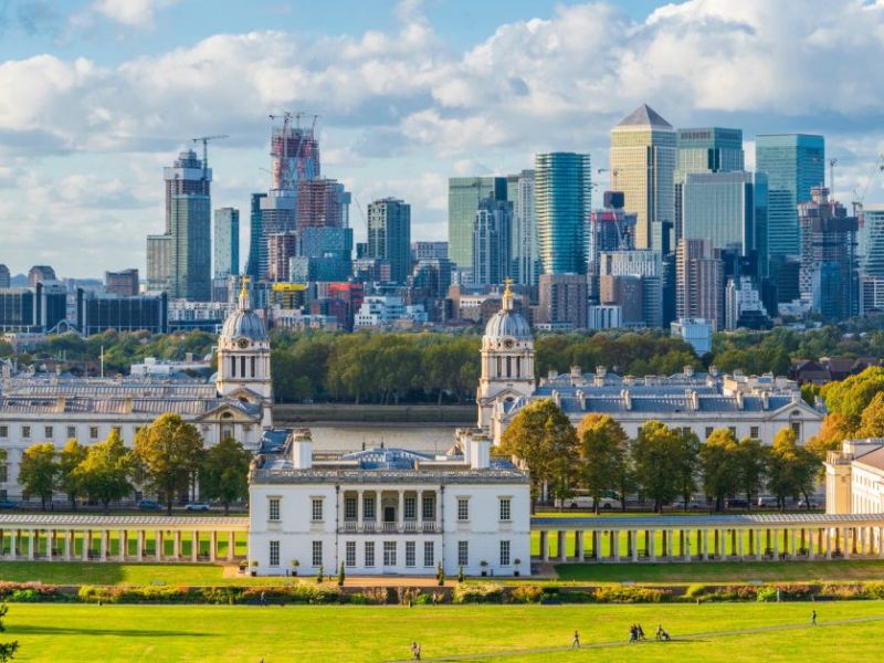 ROYAL LONDRA AJet Hava Yolları ile 3 Gece (STN-STN)