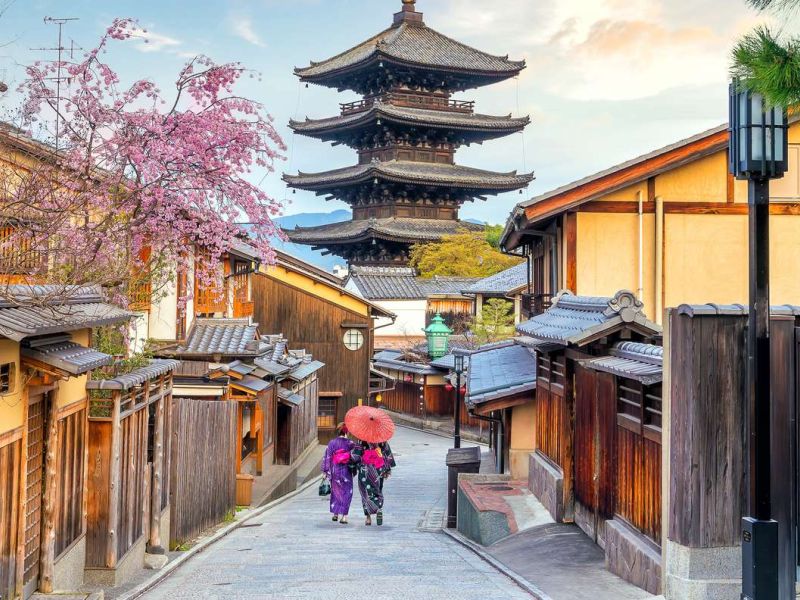 Comfort Japonya & Kore Turu Emirates Hava Yolları ile 9 gece Ekstra Turlar ve Çay Seremonisi Dahil HND-ICN